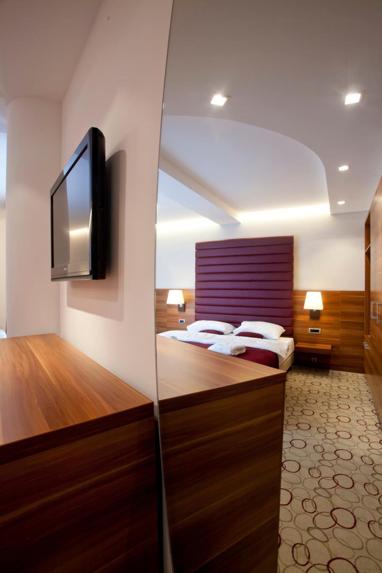 Hotel Sport Ivanić-Grad Esterno foto