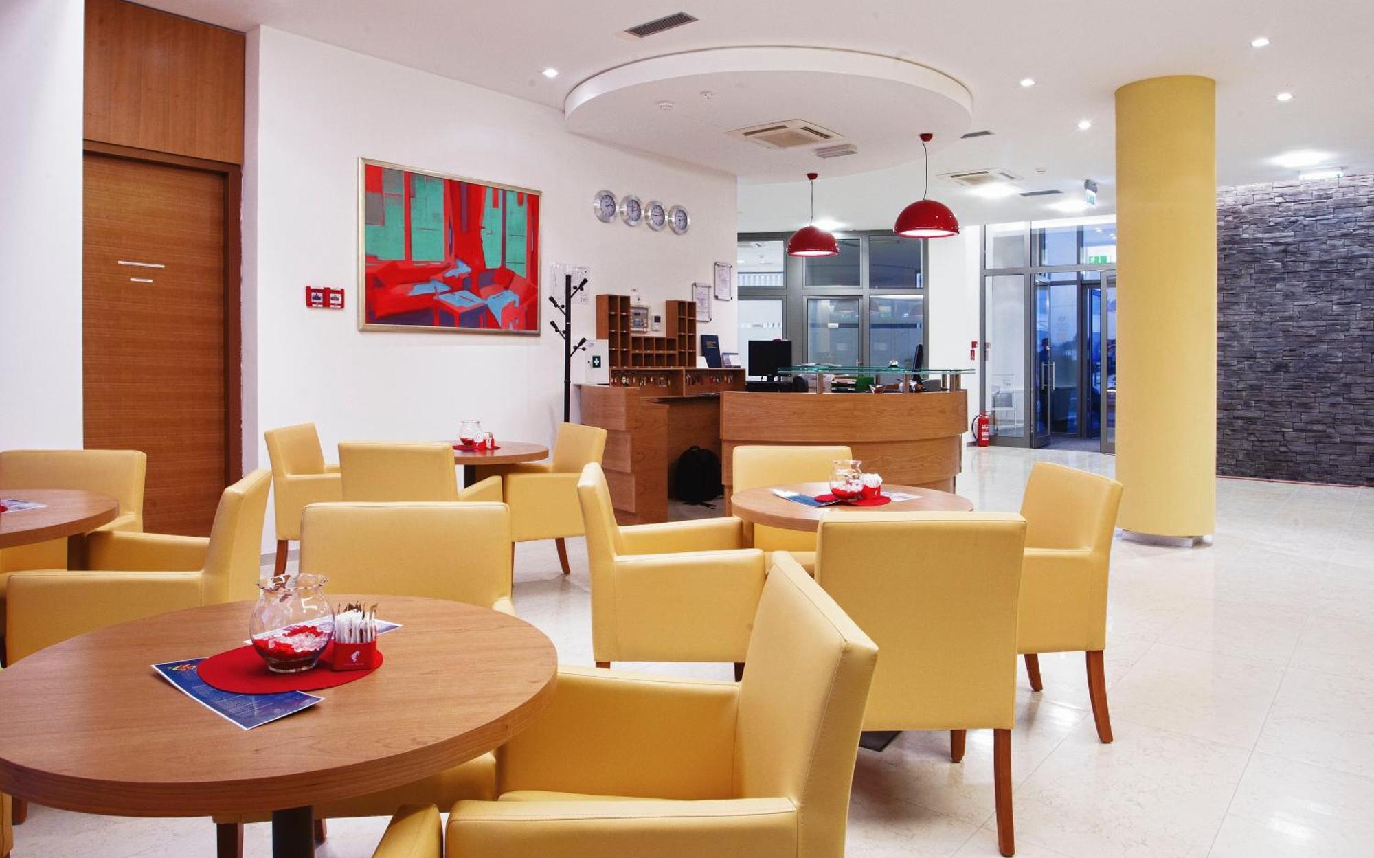 Hotel Sport Ivanić-Grad Esterno foto